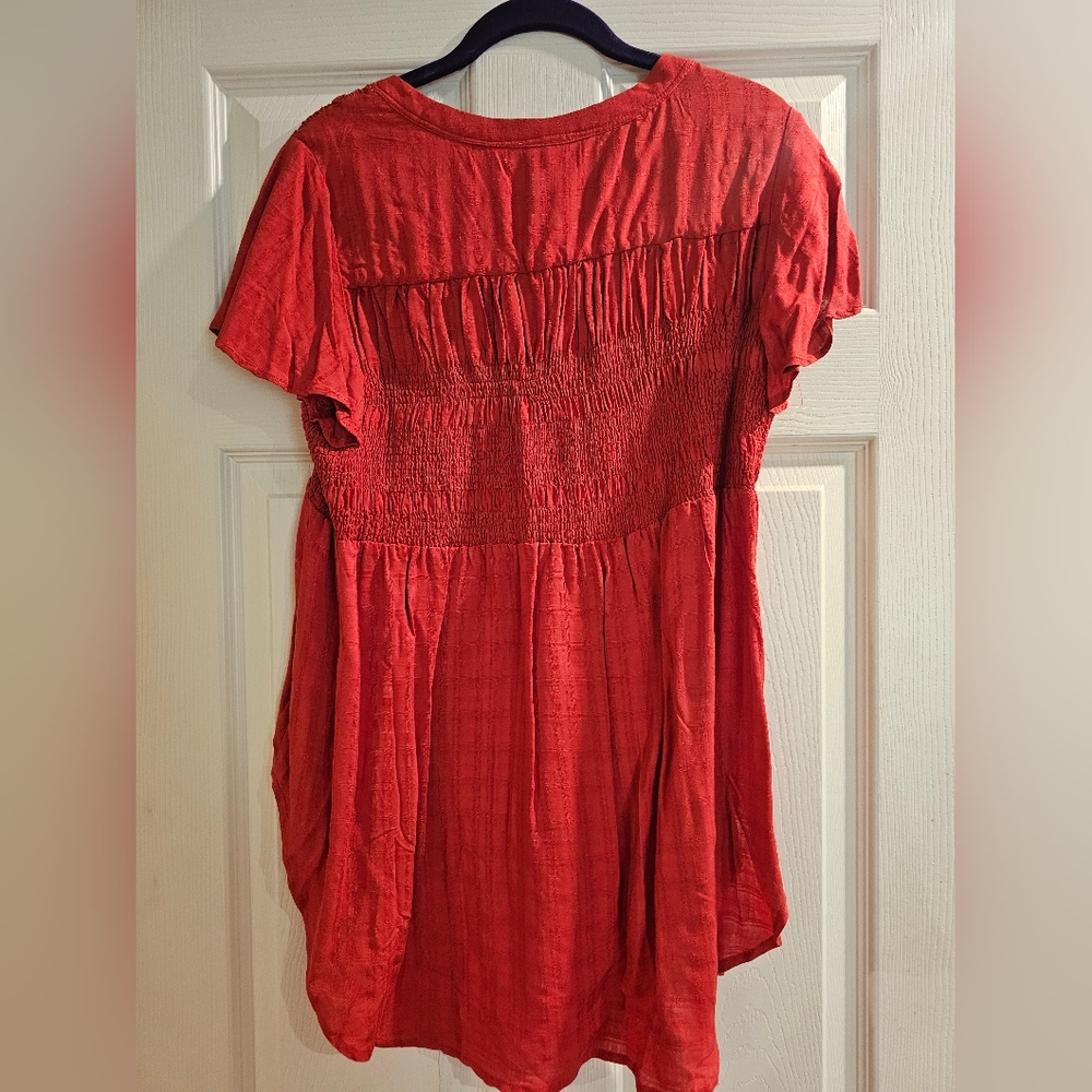Knox Rose Red Button-Up Blouse - Picture 2 of 4